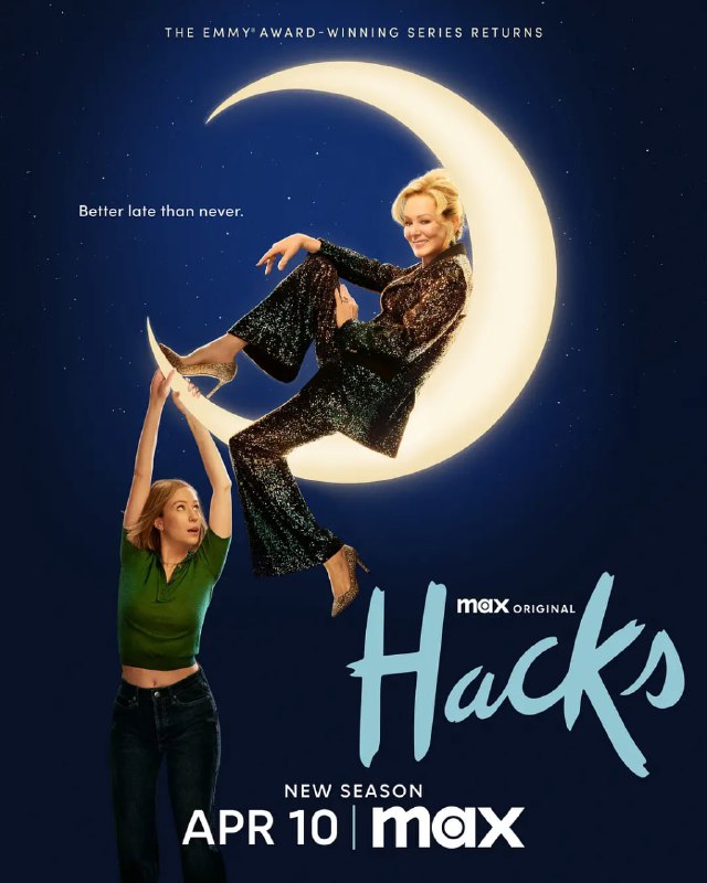 名称：绝望写手 第四季 Hacks Season 4 (2025)  1080p  英语中字 更新至E03 持续更新中描述：哈克斯探索了黛博拉·万斯与她之间的一段艰难的导师关系，黛博拉·万斯是一位老派的拉斯维加斯喜剧演员，她的作品有点像护照，她聘请了一位有头衔但雄心勃勃的25岁作家汉娜·艾因宾德，以使自己的表演更具相关性
